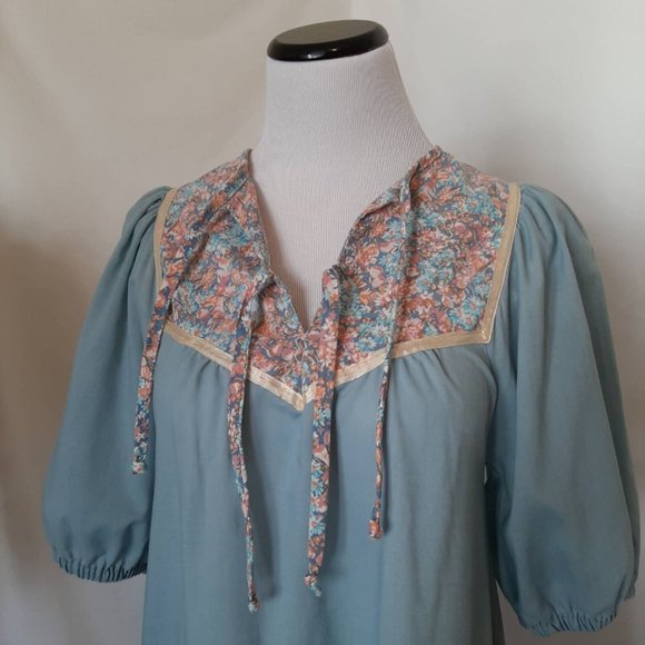 Vtg 70s Sky Blue Floral Yoke Ruffle Prairie Dress, Small - Picture 4 of 10